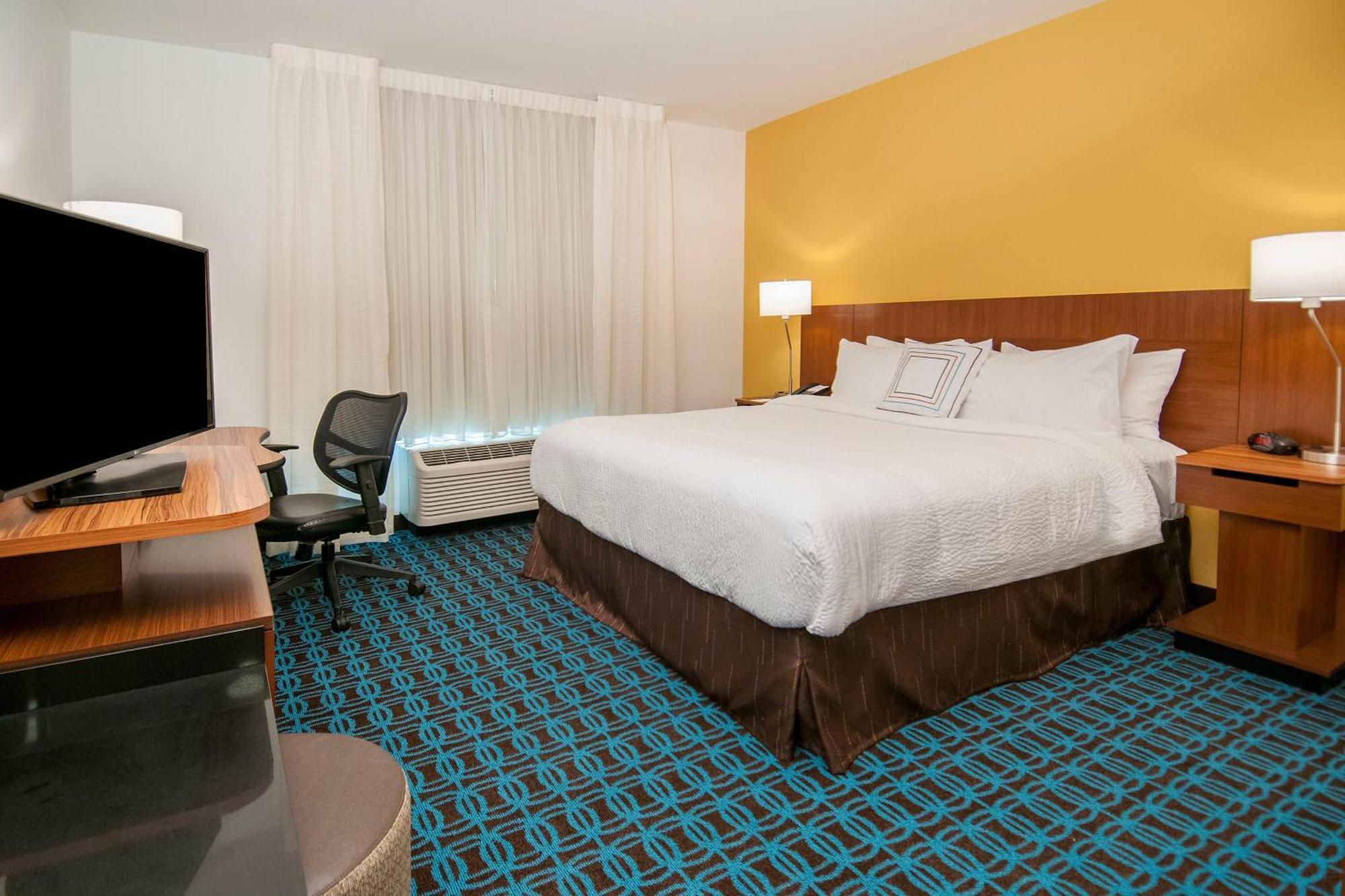 Fairfield Inn & Suites By Marriott לפלאס מראה חיצוני תמונה